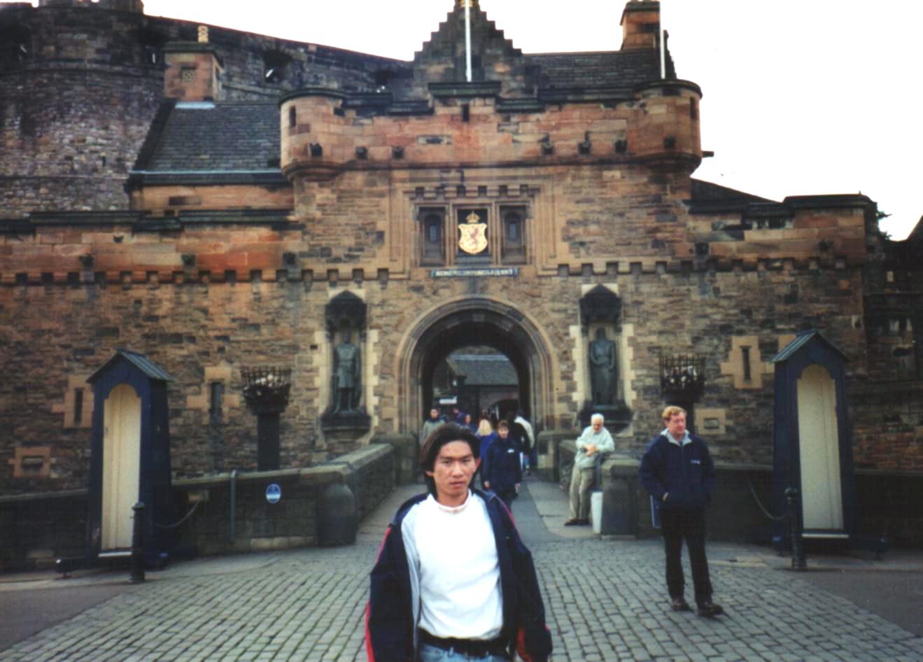 A nice shot in front of the castle